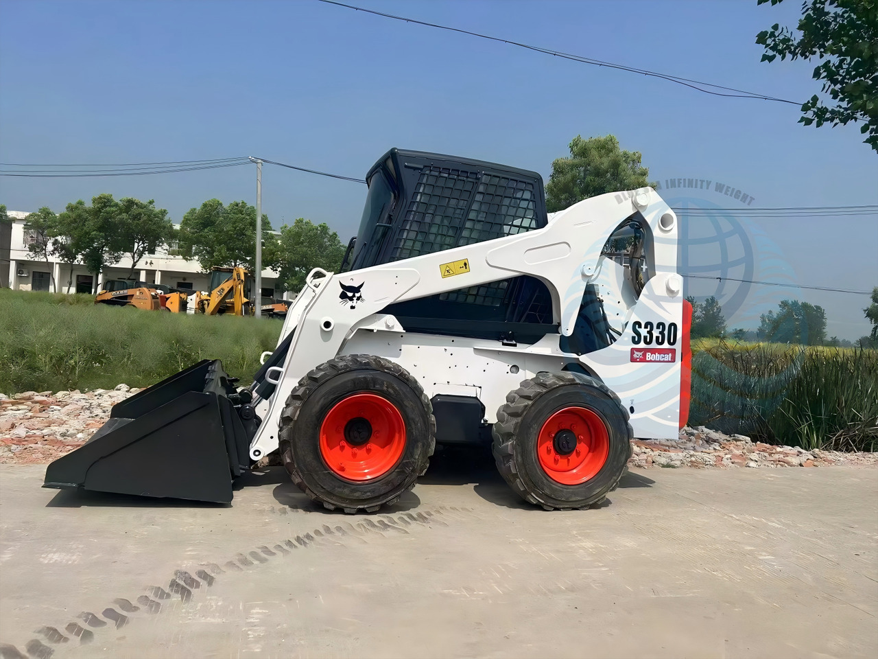 BOBCAT 330 - Міні-навантажувач: фото 2 BOBCAT 330 - Міні-навантажувач: фото 2