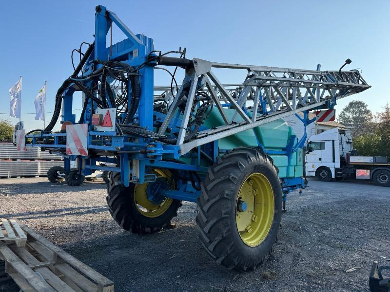BERTHOUD MAXXOR 40 - Обприскувач причіпний: фото 3 BERTHOUD MAXXOR 40 - Обприскувач причіпний: фото 3