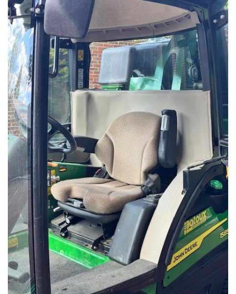 JOHN DEERE 1585 - Газонокосарка: фото 5 JOHN DEERE 1585 - Газонокосарка: фото 5