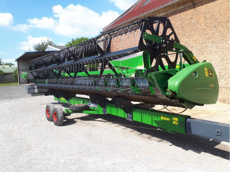 JOHN DEERE T660 - Зернозбиральний комбайн: фото 4 JOHN DEERE T660 - Зернозбиральний комбайн: фото 4