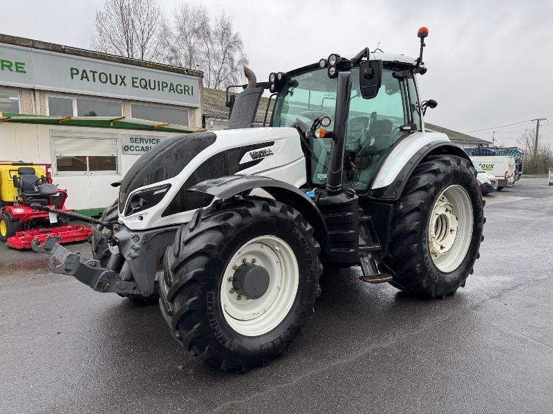VALTRA T214 DIRECT - Трактор: фото 1 VALTRA T214 DIRECT - Трактор: фото 1
