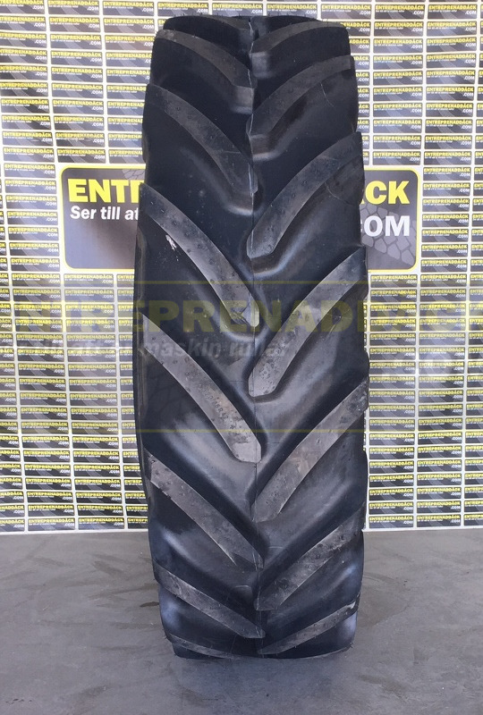 520/85R42 TL 157A8 Michelin MegaXbib for tractor and harvesters. - Шина в категорії Комбайни: фото 2 520/85R42 TL 157A8 Michelin MegaXbib for tractor and harvesters. - Шина в категорії Комбайни: фото 2