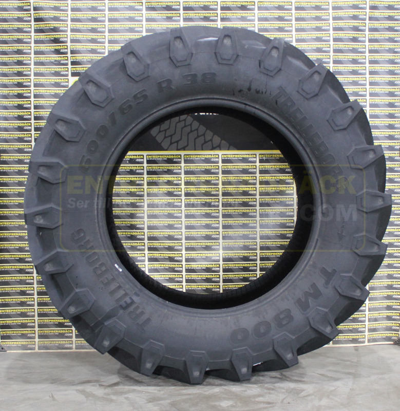 Trelleborg TM 800 650/65R38: Radial Tires for Modern Agricultural Tractors - Колесо в категорії Трактори: фото 4 Trelleborg TM 800 650/65R38: Radial Tires for Modern Agricultural Tractors - Колесо в категорії Трактори: фото 4