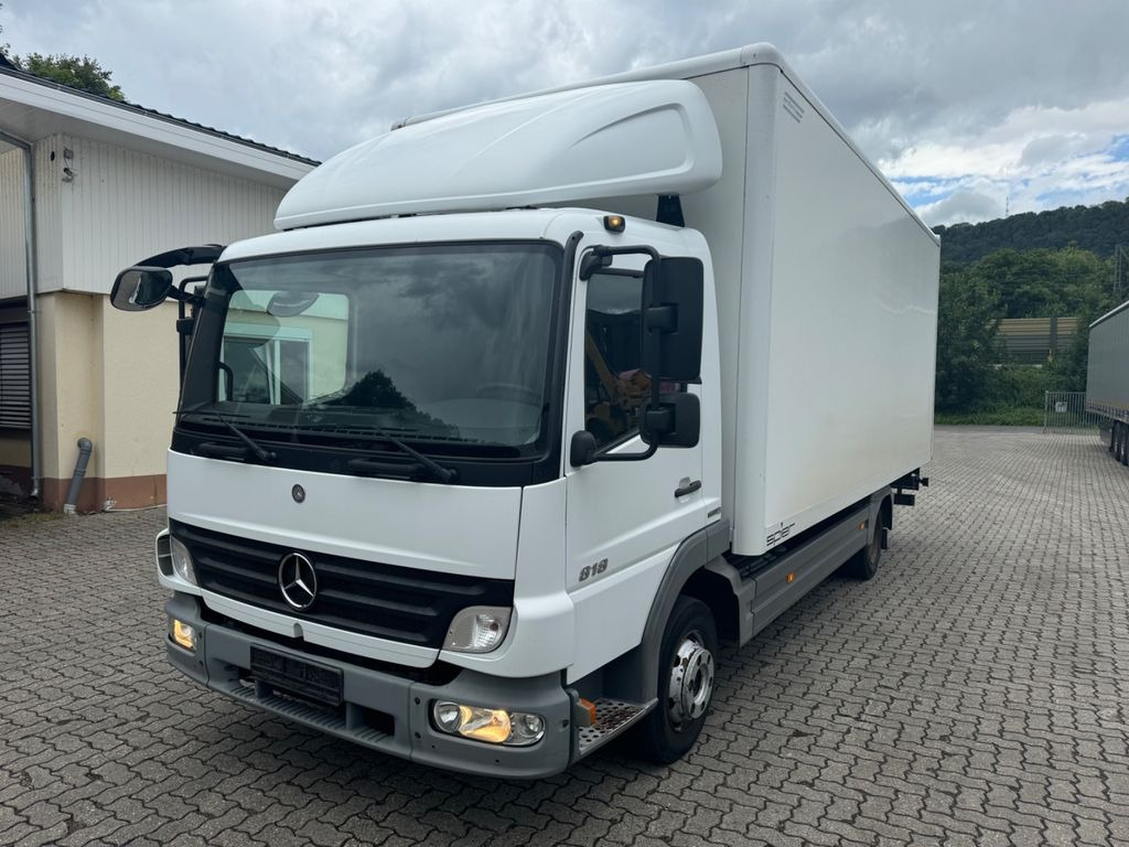 Mercedes-Benz 818 - Вантажівка з закритим кузовом: фото 1 Mercedes-Benz 818 - Вантажівка з закритим кузовом: фото 1