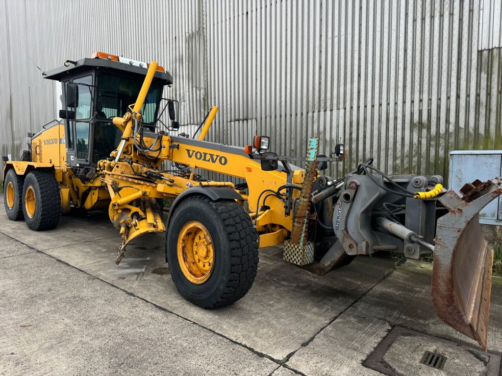 Volvo G746B - Грейдер: фото 1 Volvo G746B - Грейдер: фото 1