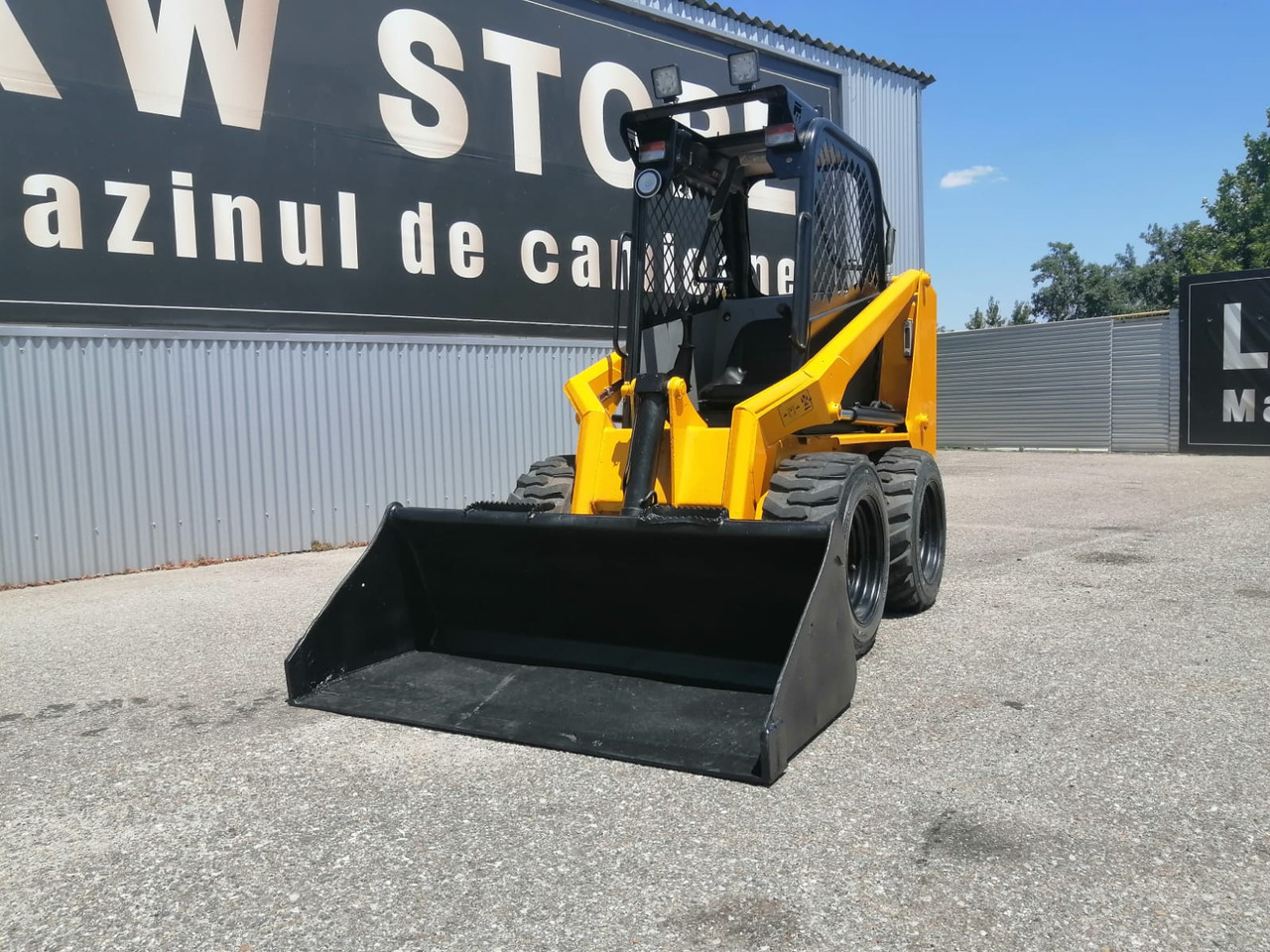 Bobcat SKID TYRE FRONT LOADER RAM ITALY - Міні-навантажувач: фото 1 Bobcat SKID TYRE FRONT LOADER RAM ITALY - Міні-навантажувач: фото 1