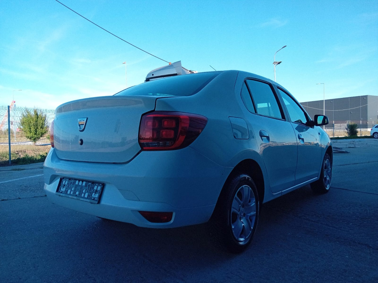 Dacia Logan 1.5 dCi, TOP ! - Седан: фото 3 Dacia Logan 1.5 dCi, TOP ! - Седан: фото 3