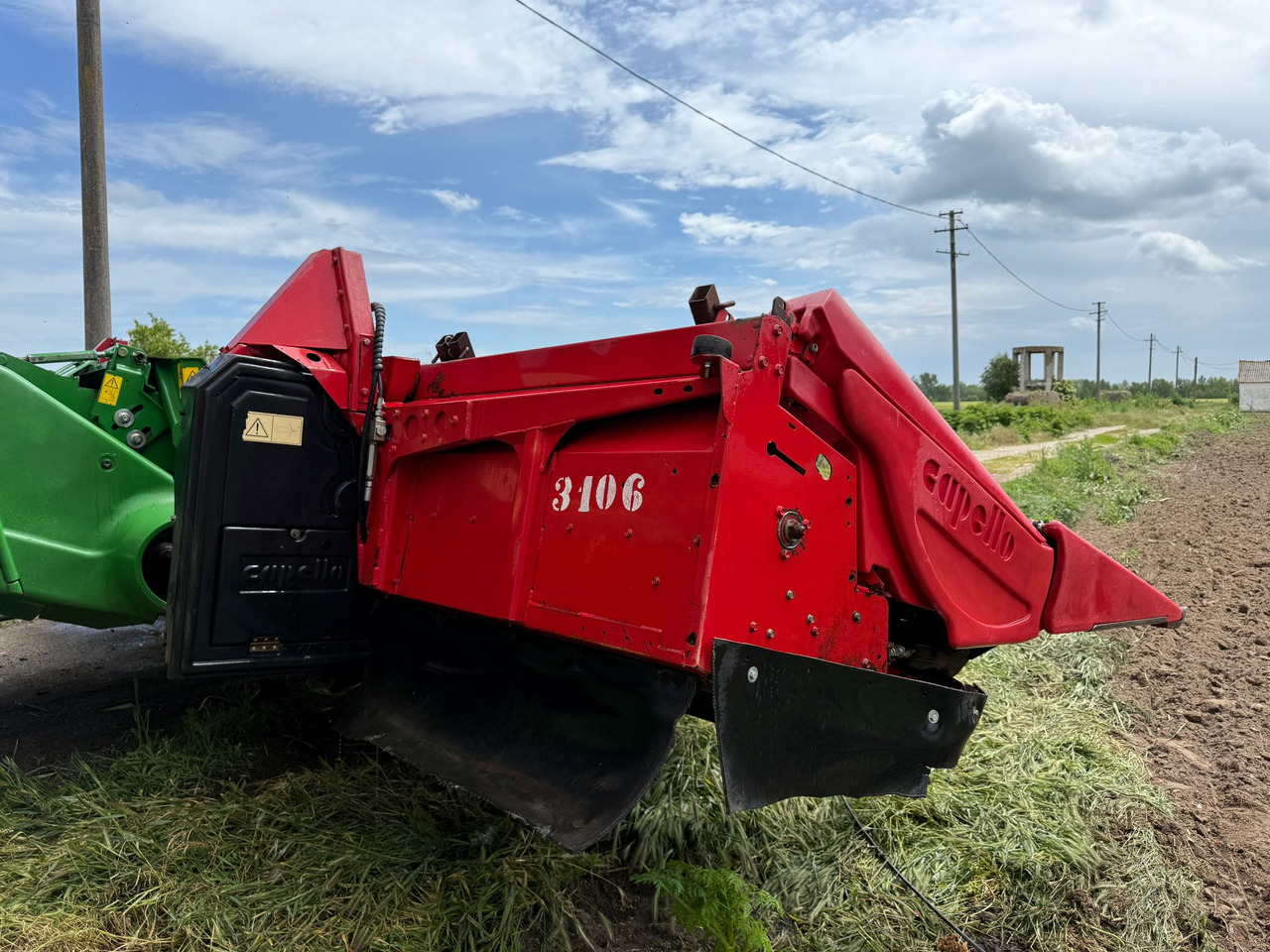 Hydraulic folding corn header Capello Quasar - Жниварка для кукурудзи: фото 3 Hydraulic folding corn header Capello Quasar - Жниварка для кукурудзи: фото 3