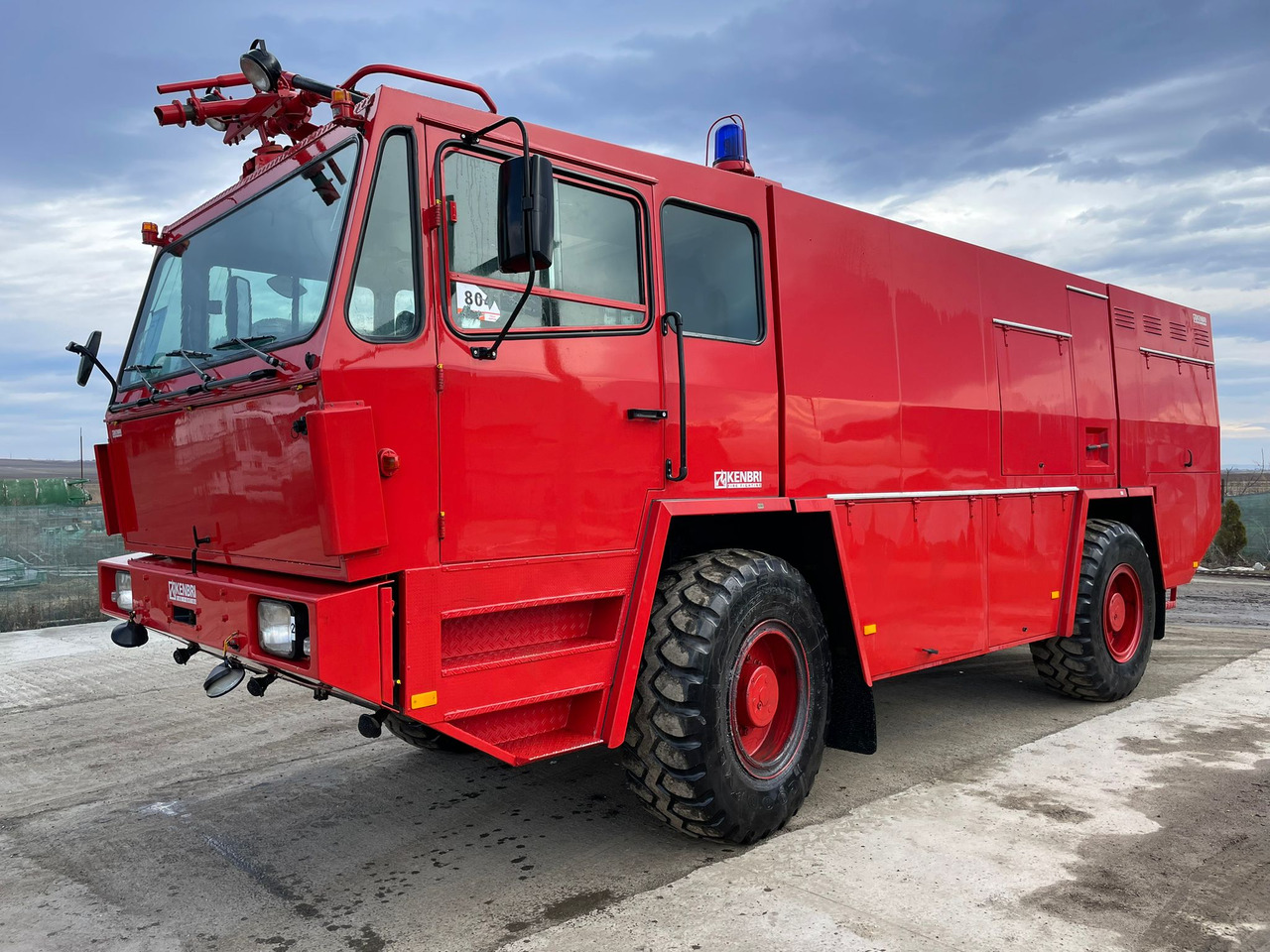 KRONENBURG K45 FIRE TRUCK - Пожежна машина: фото 1 KRONENBURG K45 FIRE TRUCK - Пожежна машина: фото 1