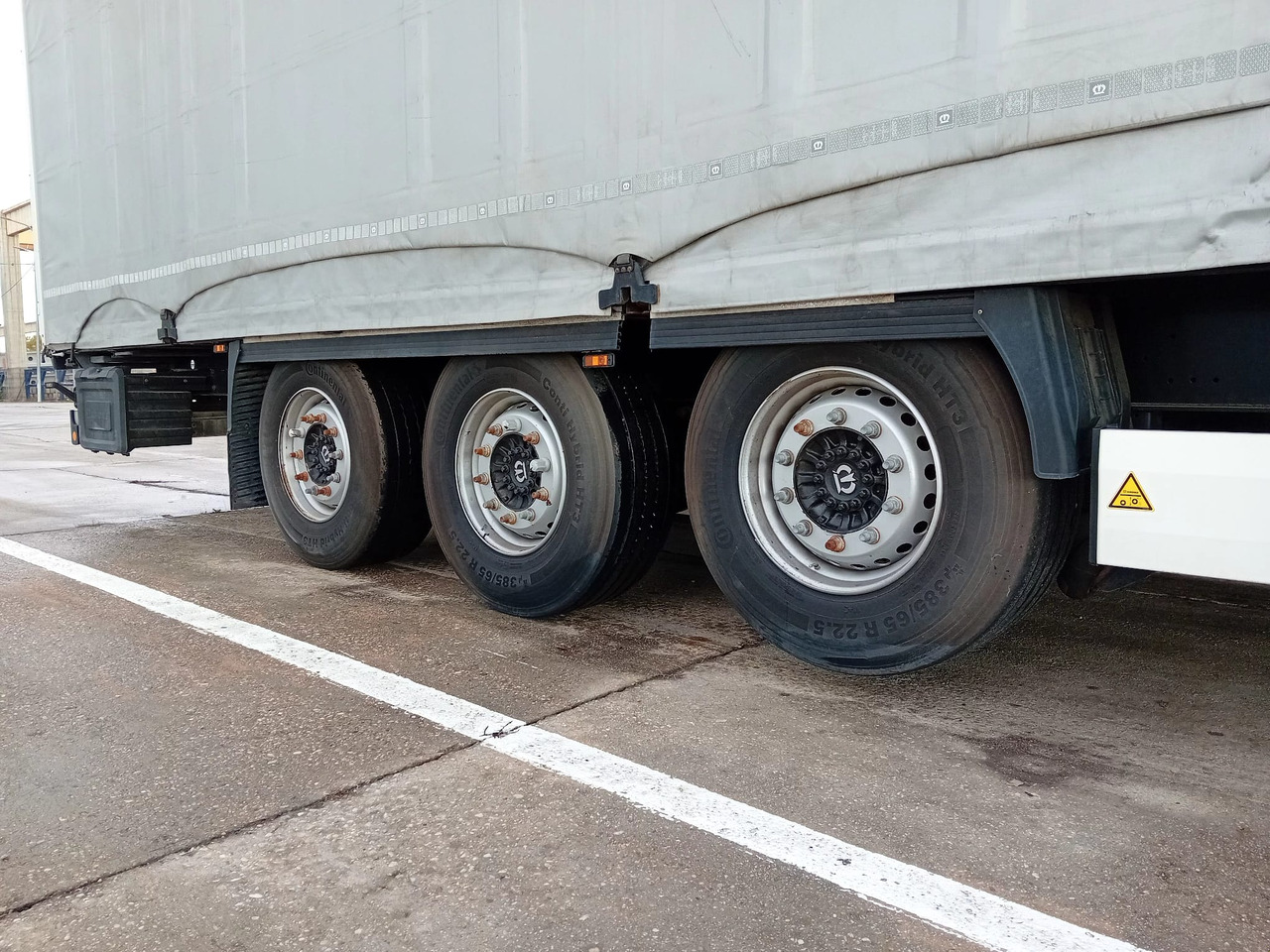 Krone Sliding Tarpaulin Semi-trailer Standard, TOP ! - Тентований напівпричіп: фото 2 Krone Sliding Tarpaulin Semi-trailer Standard, TOP ! - Тентований напівпричіп: фото 2