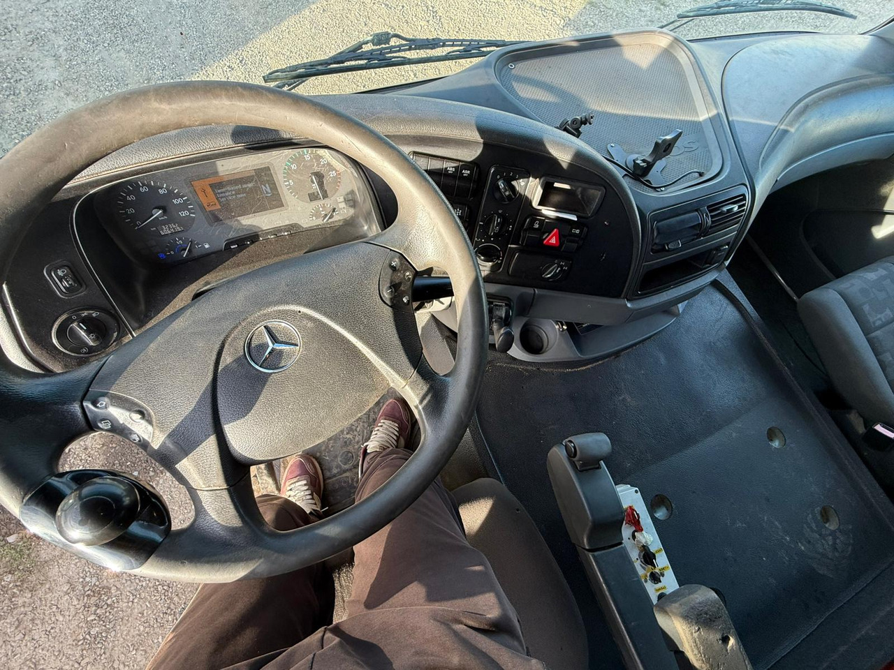 Самоскид вантажівка MERCEDES-BENZ ACTROS TIPPER: фото 8 Самоскид вантажівка MERCEDES-BENZ ACTROS TIPPER: фото 8