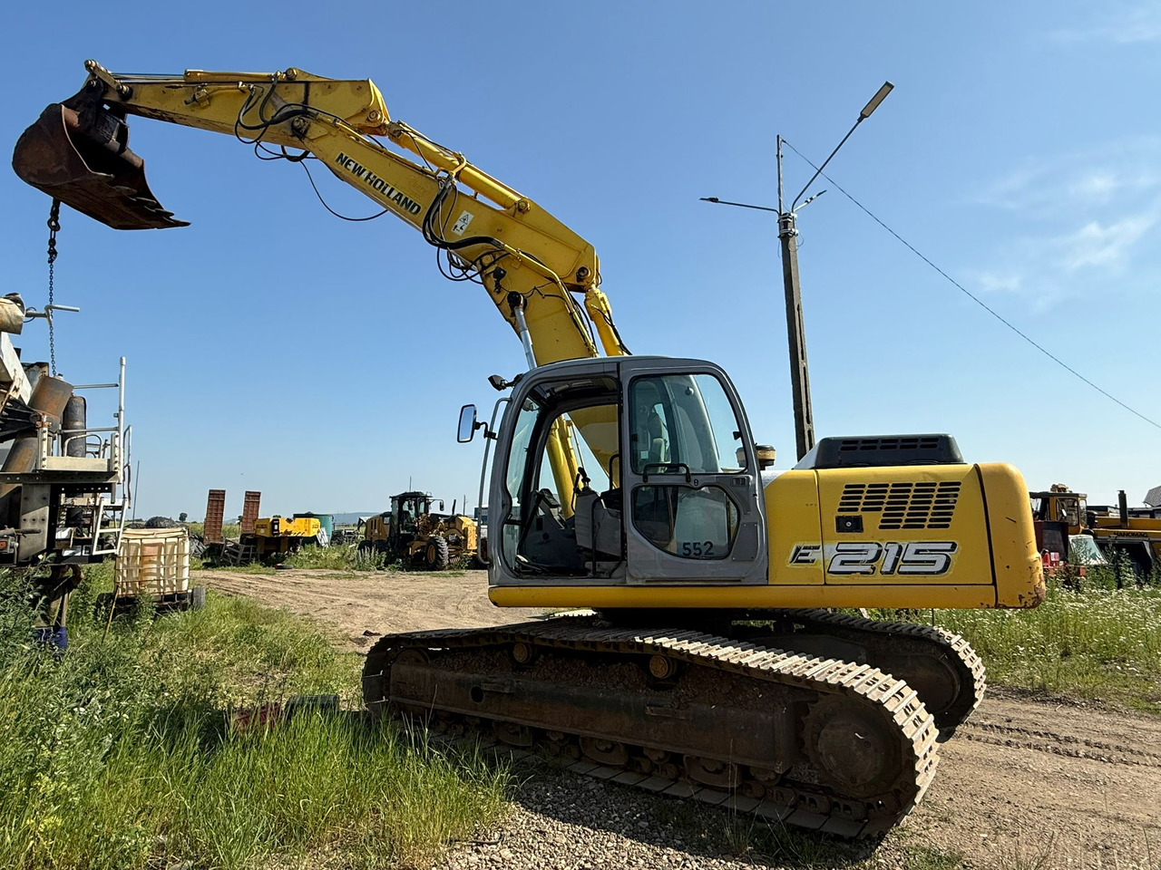 NEW HOLLAND E 215 EXCAVATOR - Гусеничний екскаватор: фото 2 NEW HOLLAND E 215 EXCAVATOR - Гусеничний екскаватор: фото 2