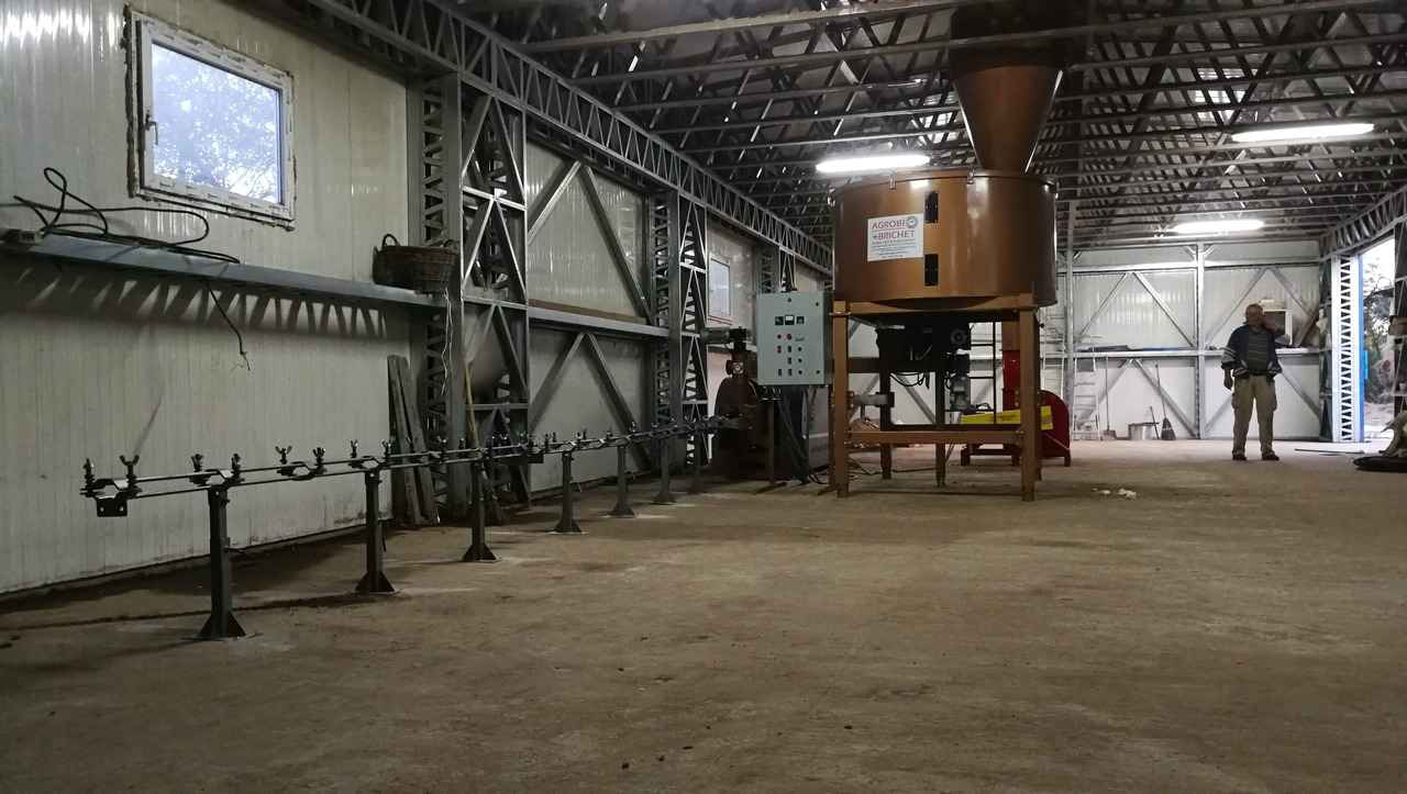 Briquetting Technology BT 060-400 BRIQUETTES PRODUCT LINE - Промислове обладнання: фото 3 Briquetting Technology BT 060-400 BRIQUETTES PRODUCT LINE - Промислове обладнання: фото 3
