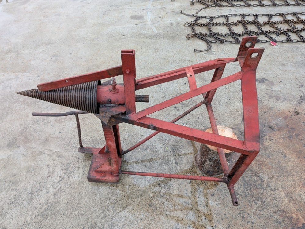 Halkaisukaira 175mm traktoriin - Дровокол: фото 1 Halkaisukaira 175mm traktoriin - Дровокол: фото 1