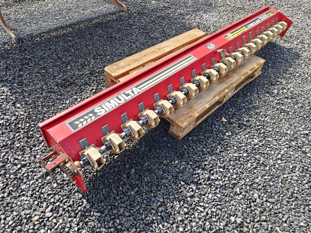 Heinänsiemenlaite 250cm Simulta Junkkari kylvölannoittimeen - Посівний комплекс: фото 2 Heinänsiemenlaite 250cm Simulta Junkkari kylvölannoittimeen - Посівний комплекс: фото 2