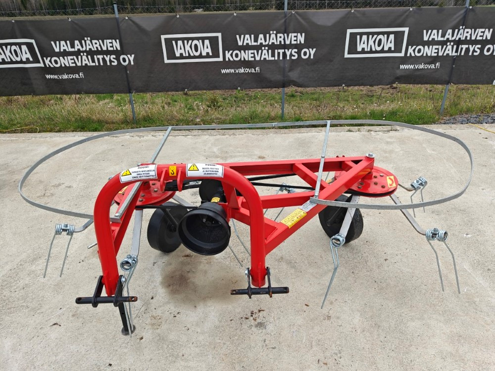 JAR-MET Z525 pöyhin, katso video! - Сіноворушилка: фото 2 JAR-MET Z525 pöyhin, katso video! - Сіноворушилка: фото 2