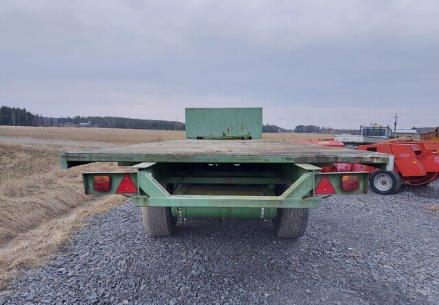 Jalkalavakärry 3-akselinen ilma-alustainen. - Бортовий причіп/ Платформа: фото 4 Jalkalavakärry 3-akselinen ilma-alustainen. - Бортовий причіп/ Платформа: фото 4
