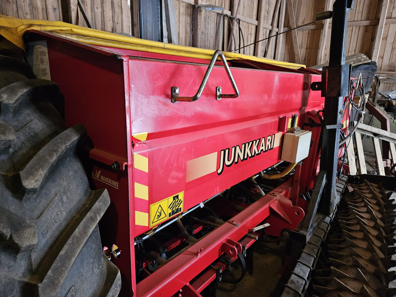 Junkkari Simulta 3000T kiekkovantaat takana - Посівний комплекс: фото 2 Junkkari Simulta 3000T kiekkovantaat takana - Посівний комплекс: фото 2