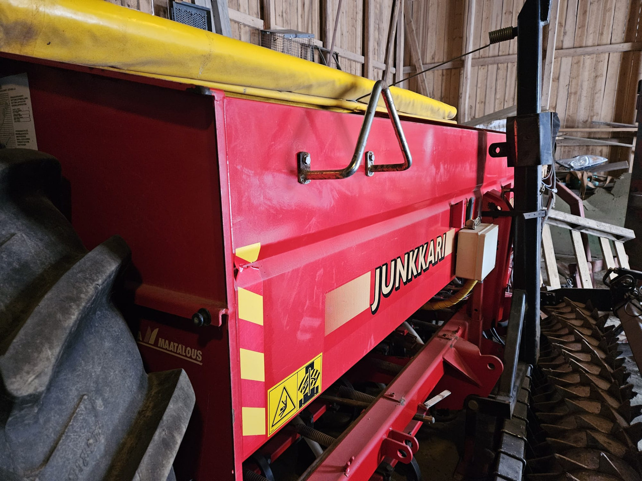 Junkkari Simulta 3000T kiekkovantaat takana - Посівний комплекс: фото 4 Junkkari Simulta 3000T kiekkovantaat takana - Посівний комплекс: фото 4