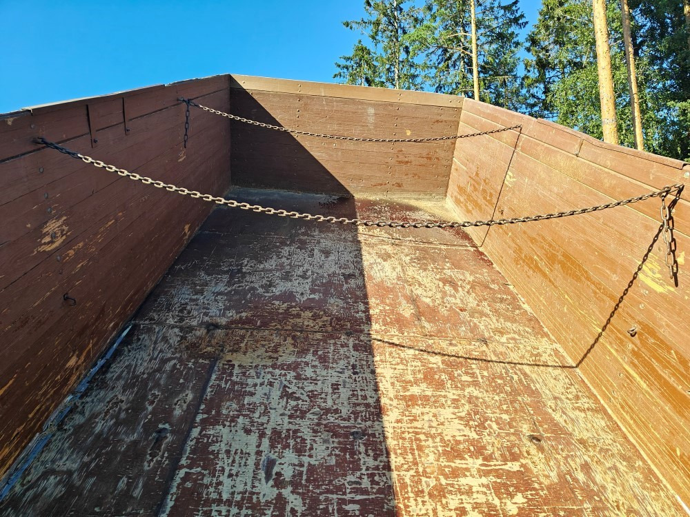 Kippikärry 1-akselinen Puulaidat ja vaneripohja, katso video! - Сільськогосподарський причіп самоскид: фото 3 Kippikärry 1-akselinen Puulaidat ja vaneripohja, katso video! - Сільськогосподарський причіп самоскид: фото 3