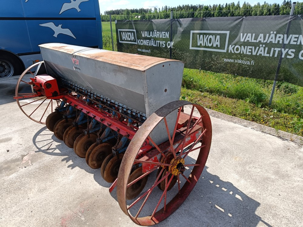 Kylvinkone Juko 200cm Kiekkovantailla ja HS-laitteella - Сівалка: фото 3 Kylvinkone Juko 200cm Kiekkovantailla ja HS-laitteella - Сівалка: фото 3