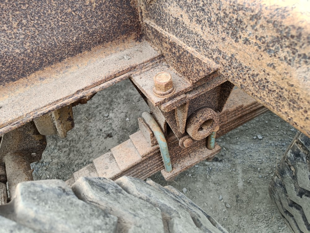 Сільськогосподарський причіп самоскид Maansiirtokärry 2-akselinen Hydraulisella takalaidalla, katso video!: фото 21 Сільськогосподарський причіп самоскид Maansiirtokärry 2-akselinen Hydraulisella takalaidalla, katso video!: фото 21