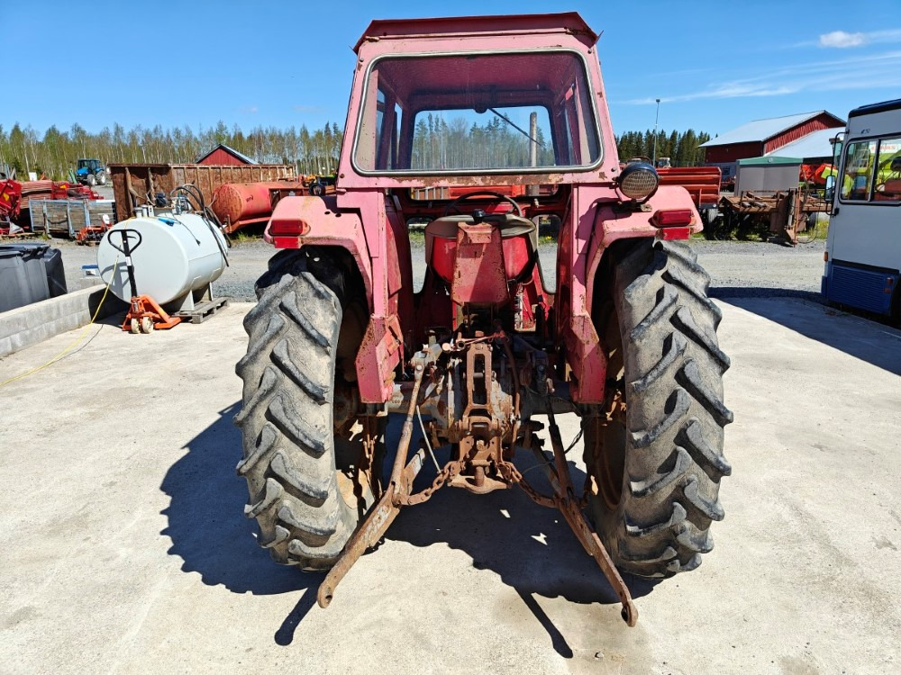 Massey Ferguson 165 Multi Power - Трактор: фото 3 Massey Ferguson 165 Multi Power - Трактор: фото 3