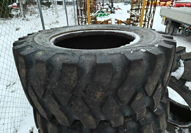 Mitas 405/70-24 - MPT-04 rengassarja - Шина в категорії Будівельна техніка: фото 4 Mitas 405/70-24 - MPT-04 rengassarja - Шина в категорії Будівельна техніка: фото 4