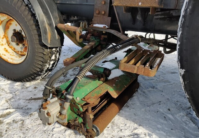 Ransomes kelaleikkuri 465cm hydraulinen, katso video - Косарка-подрібнювач: фото 4 Ransomes kelaleikkuri 465cm hydraulinen, katso video - Косарка-подрібнювач: фото 4