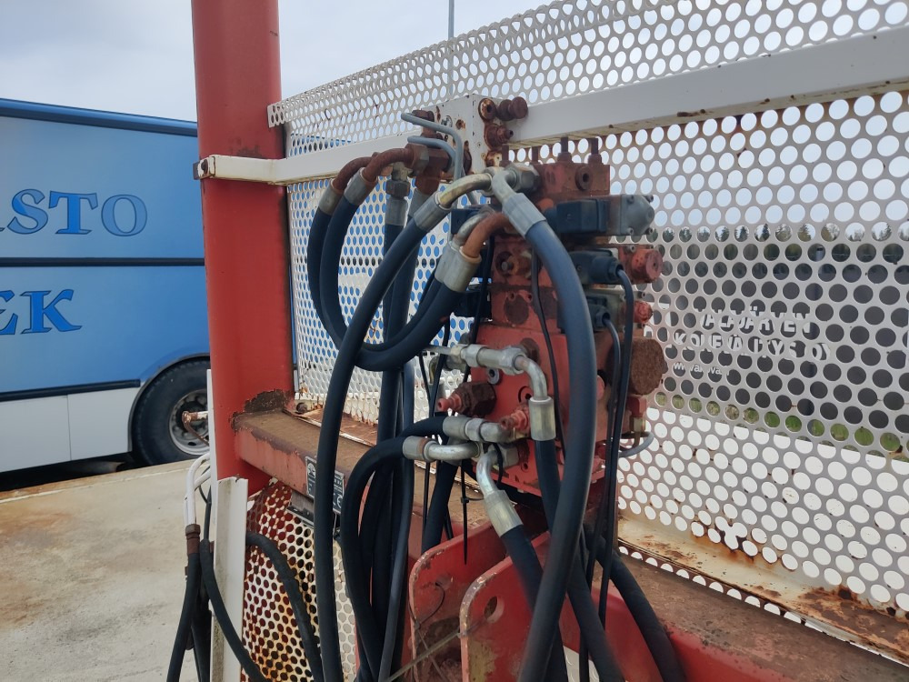 Техніка для тваринництва Schrijver Rehuleikkuri A170, katso video!: фото 14