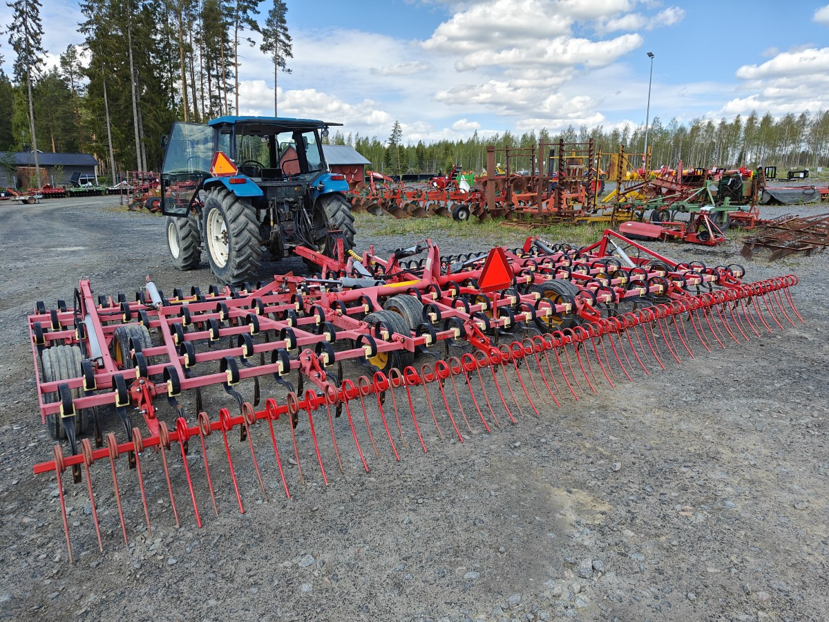 VÄDERSTAD NZE 700cm äes - VIDEO - Борона: фото 2 VÄDERSTAD NZE 700cm äes - VIDEO - Борона: фото 2