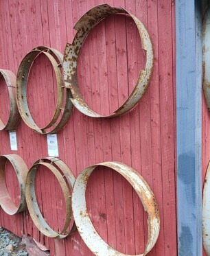 Välivanteet 34 tuumaa - Колісний диск в категорії Трактори: фото 3 Välivanteet 34 tuumaa - Колісний диск в категорії Трактори: фото 3