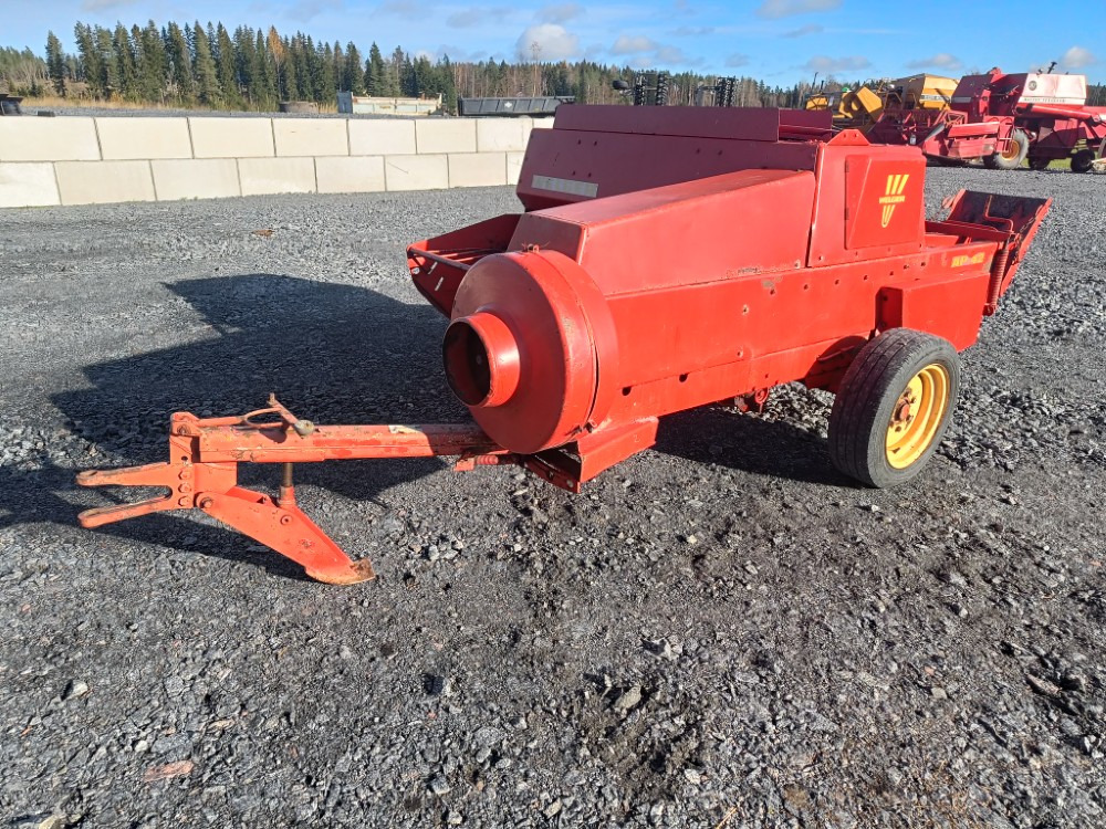 WELGER AP42 - Прес-підбирач тюковий: фото 1 WELGER AP42 - Прес-підбирач тюковий: фото 1