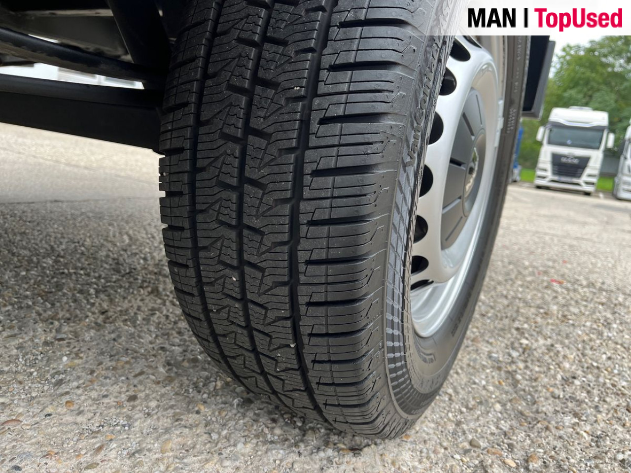 MAN TGE 3.140 4X2F SB, Automatic, Flat bed Klima ZV - Легка бортова вантажівка: фото 5 MAN TGE 3.140 4X2F SB, Automatic, Flat bed Klima ZV - Легка бортова вантажівка: фото 5