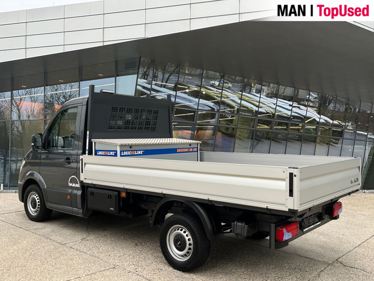 MAN TGE 3.140 4X2F SB, Automatic, Flat bed Klima ZV - Легка бортова вантажівка: фото 2 MAN TGE 3.140 4X2F SB, Automatic, Flat bed Klima ZV - Легка бортова вантажівка: фото 2