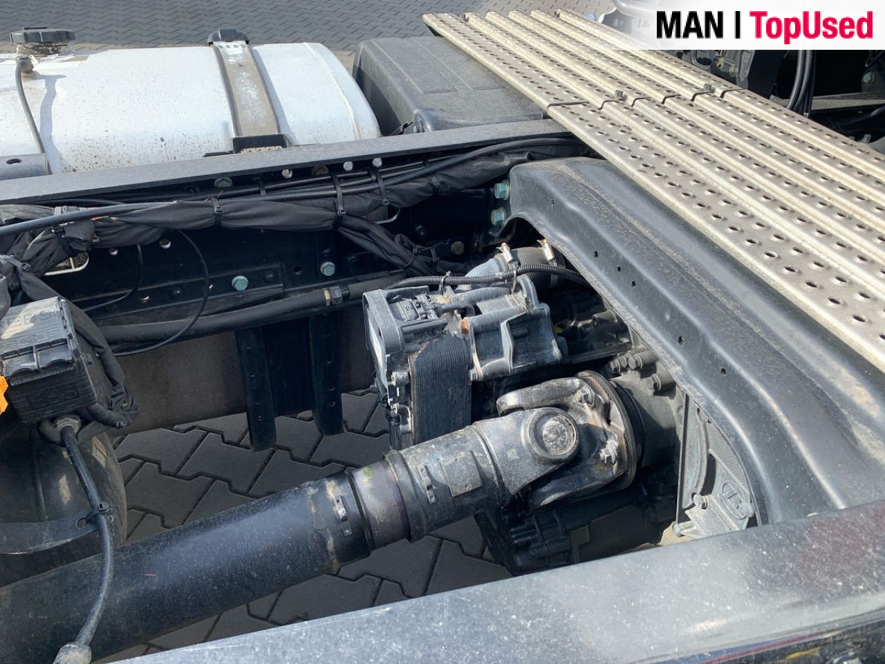 MAN TGX 18.470 4x2 BL SA Euro6 Retarder Klima ZV - Тягач: фото 4 MAN TGX 18.470 4x2 BL SA Euro6 Retarder Klima ZV - Тягач: фото 4