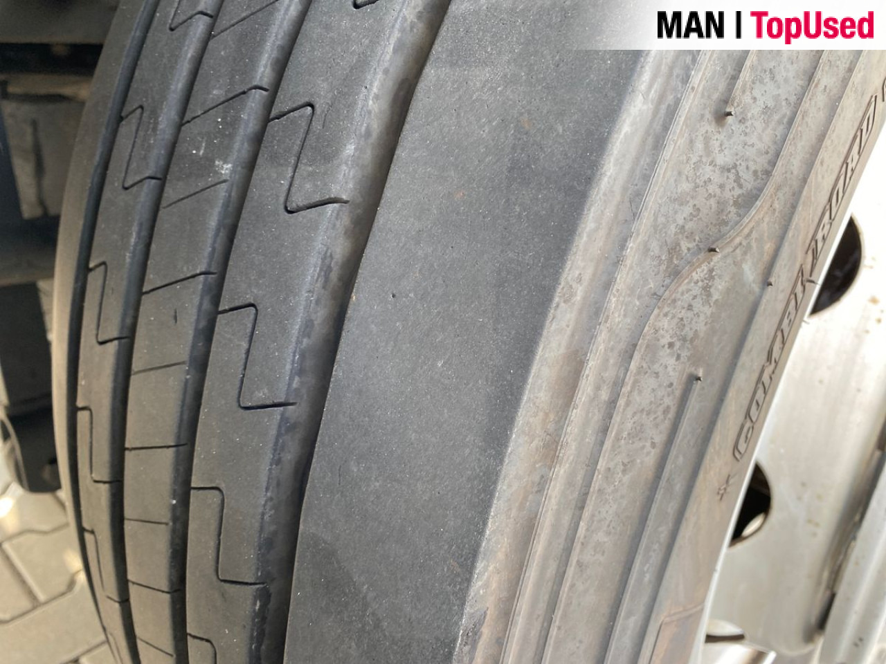 MAN TGX 18.470 4x2 BL SA Euro6 Retarder Klima ZV - Тягач: фото 3 MAN TGX 18.470 4x2 BL SA Euro6 Retarder Klima ZV - Тягач: фото 3