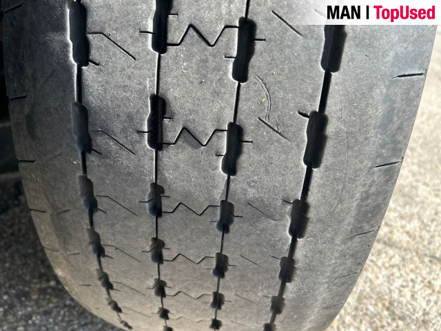 MAN TGX 18.510 4X2 LLS-U Euro6 Retarder Klima ZV - Тягач: фото 3 MAN TGX 18.510 4X2 LLS-U Euro6 Retarder Klima ZV - Тягач: фото 3