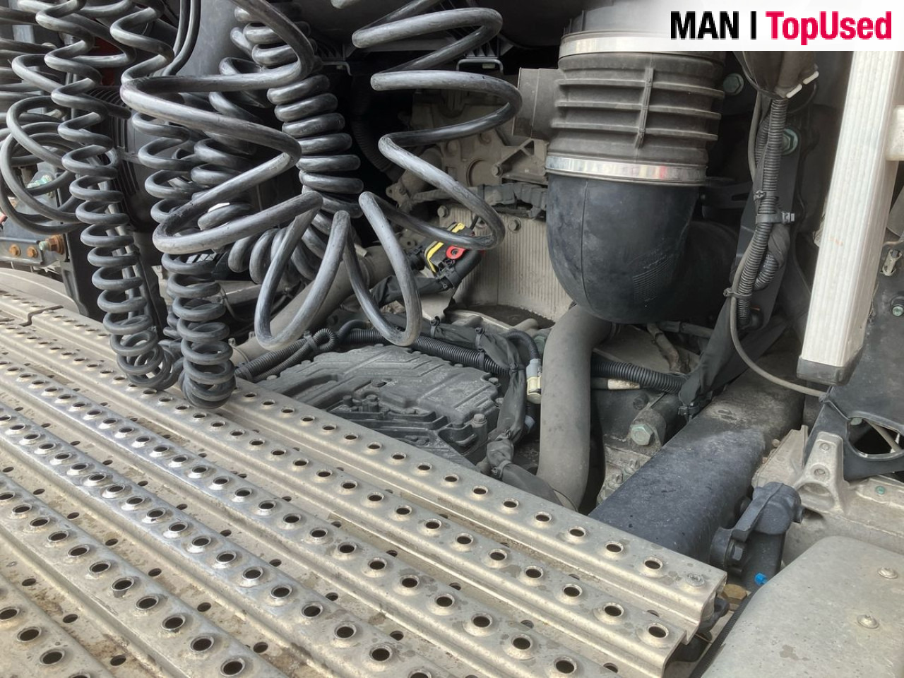 MAN TGX 26.470 6x2/2 BL SA "Retarder / 700 l Tank" ZV - Тягач: фото 4 MAN TGX 26.470 6x2/2 BL SA "Retarder / 700 l Tank" ZV - Тягач: фото 4