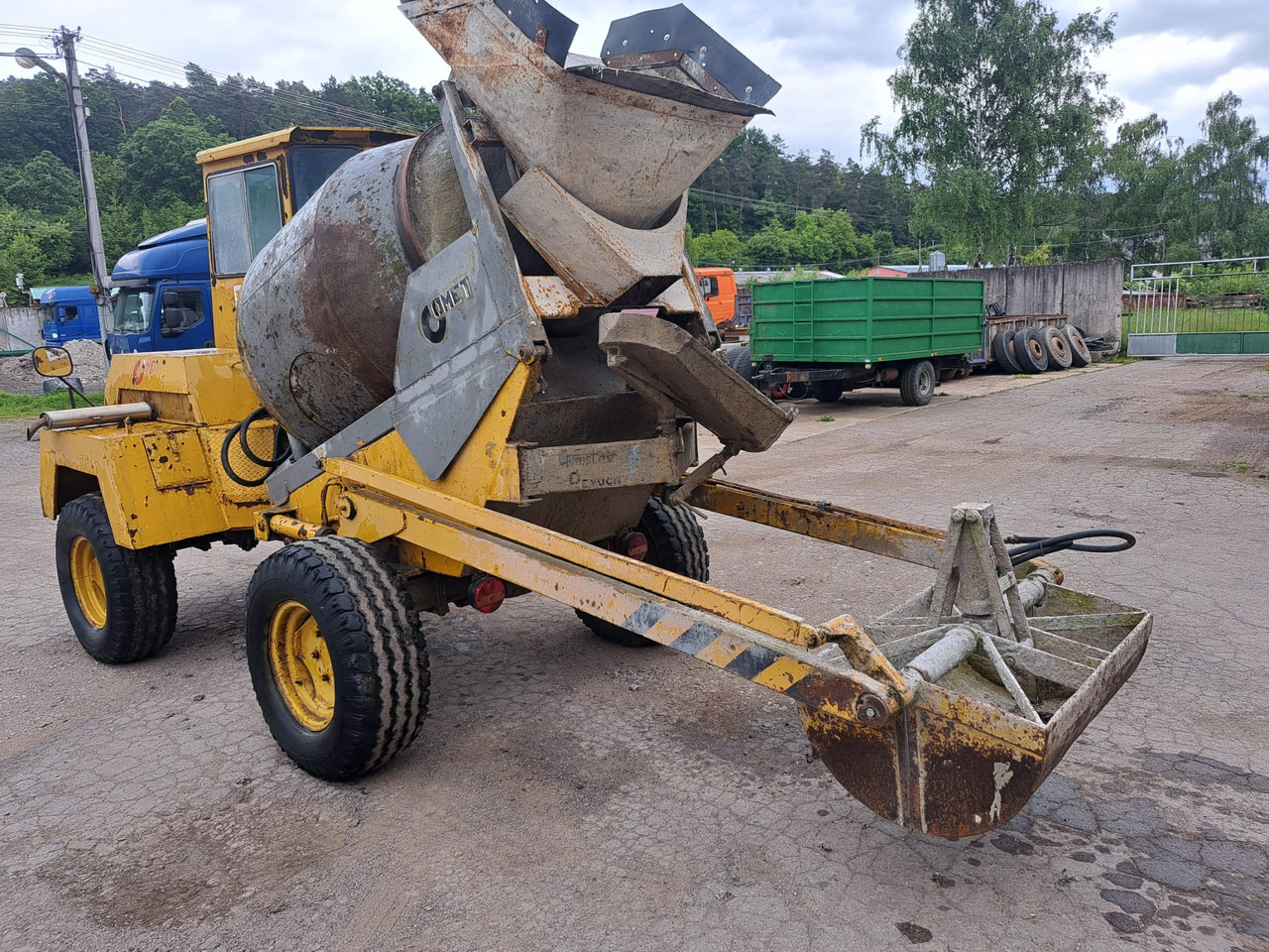 COMET MIXER ITALY - Автобетонозмішувач: фото 3 COMET MIXER ITALY - Автобетонозмішувач: фото 3