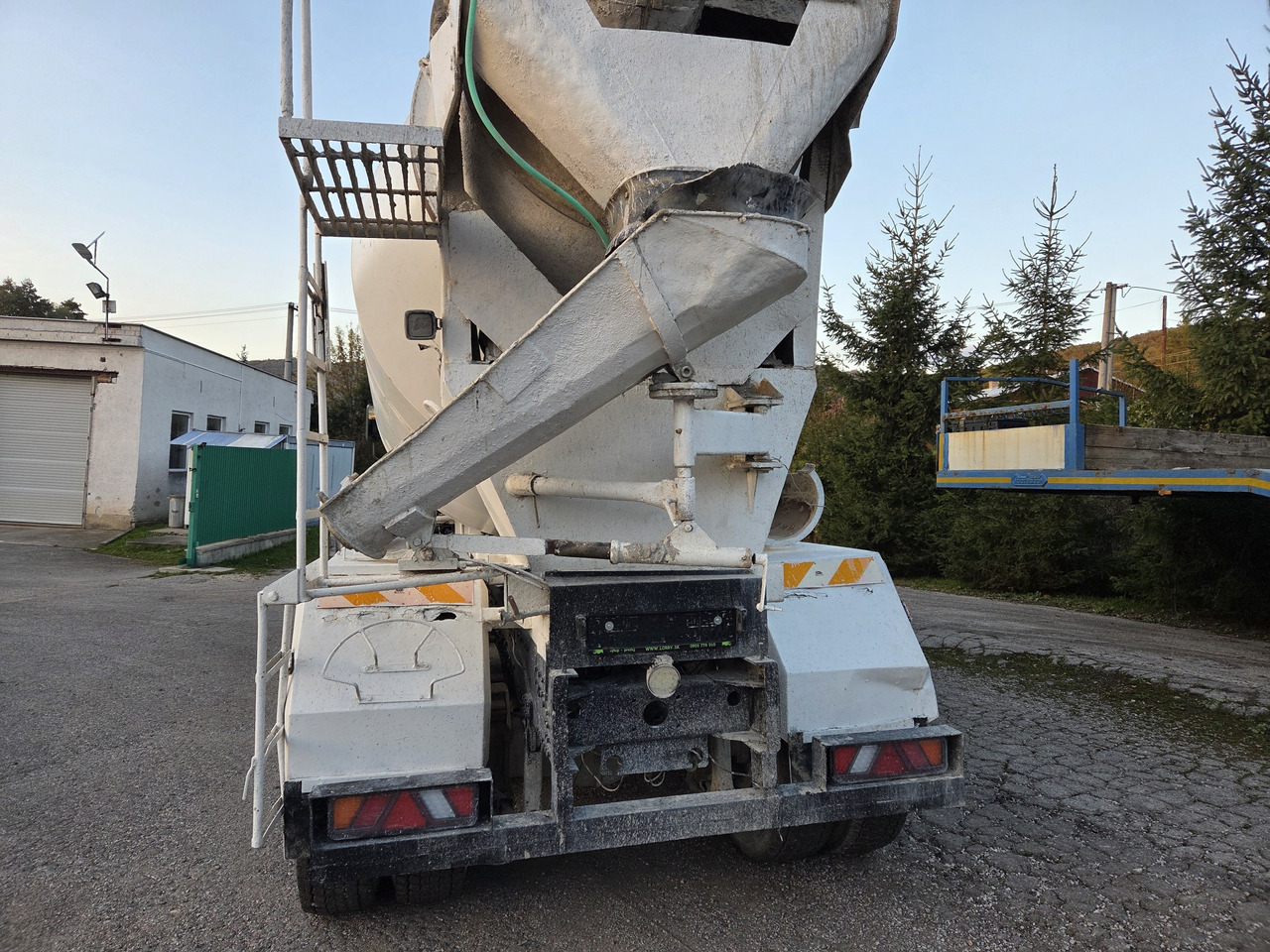 IVECO EURO TRAKKER MP340E35HB 8x4 MIX (chassis ) - Автобетонозмішувач: фото 5 IVECO EURO TRAKKER MP340E35HB 8x4 MIX (chassis ) - Автобетонозмішувач: фото 5