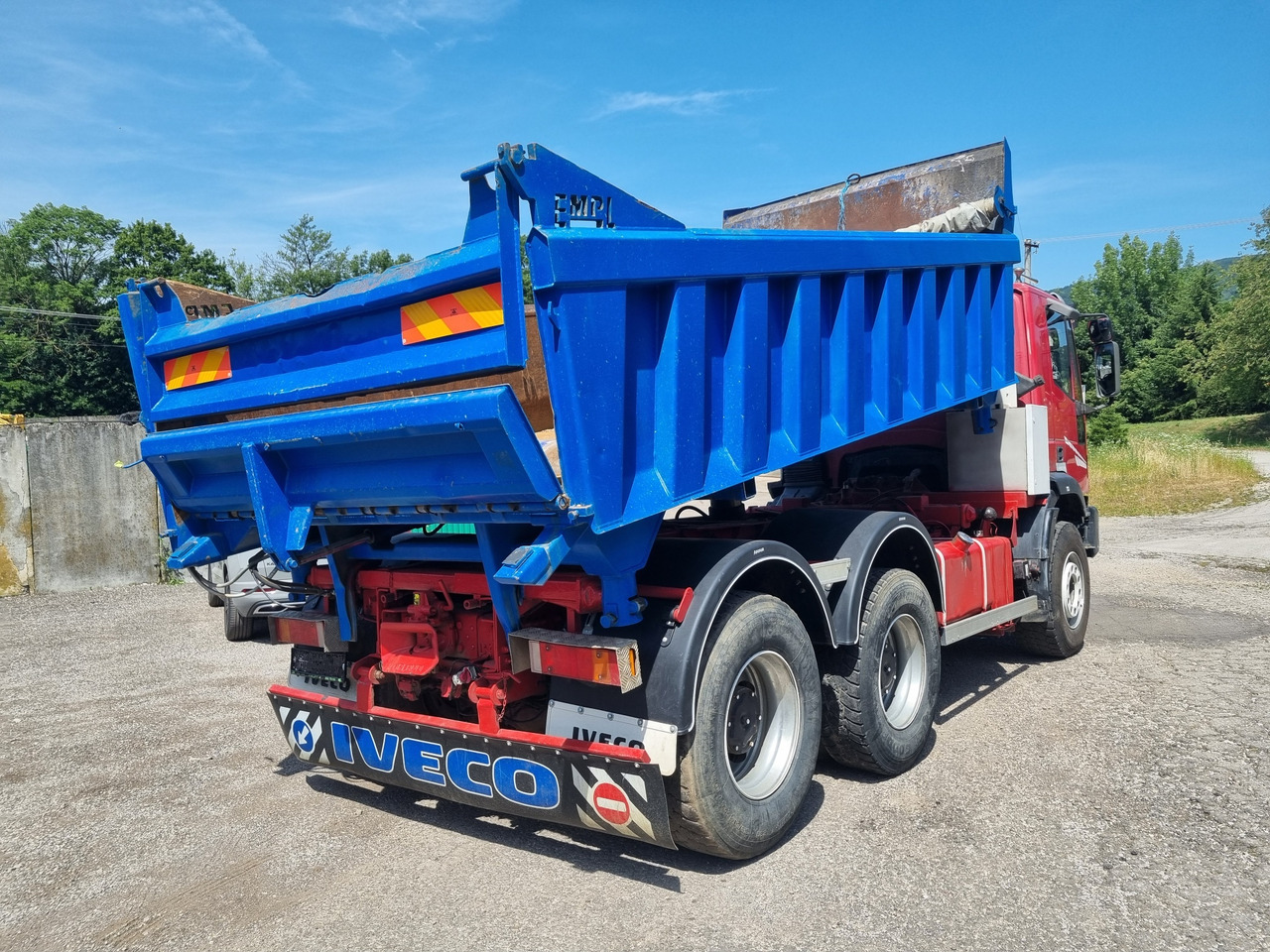 IVECO EUROTRAKKER MP260E47H 6x4 tipper RETARDER - Самоскид вантажівка: фото 4 IVECO EUROTRAKKER MP260E47H 6x4 tipper RETARDER - Самоскид вантажівка: фото 4