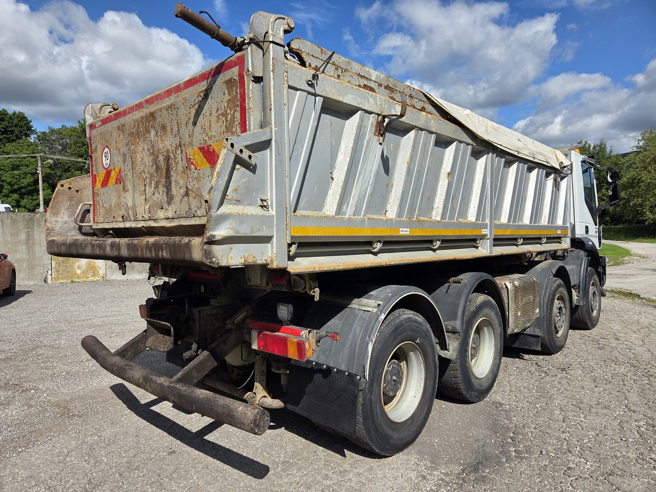 IVECO TRAKKER 500 8x4 EURO6 Bordmatik - Самоскид вантажівка: фото 4 IVECO TRAKKER 500 8x4 EURO6 Bordmatik - Самоскид вантажівка: фото 4