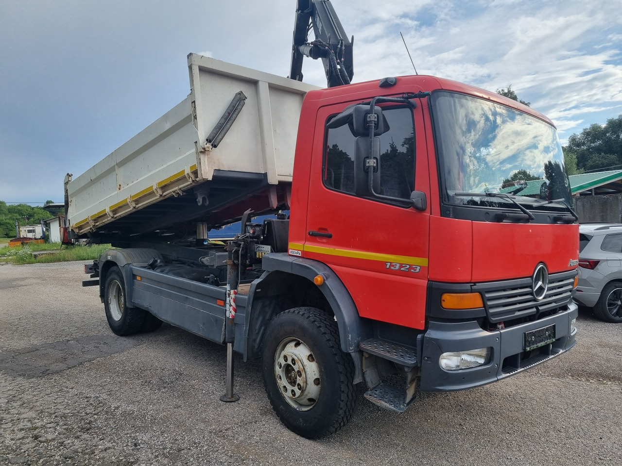 MERCEDES-BENZ ATEGO 1323 4x4 tipper + crane HIAB 095 - Самоскид вантажівка, Вантажівка з маніпулятором: фото 3 MERCEDES-BENZ ATEGO 1323 4x4 tipper + crane HIAB 095 - Самоскид вантажівка, Вантажівка з маніпулятором: фото 3