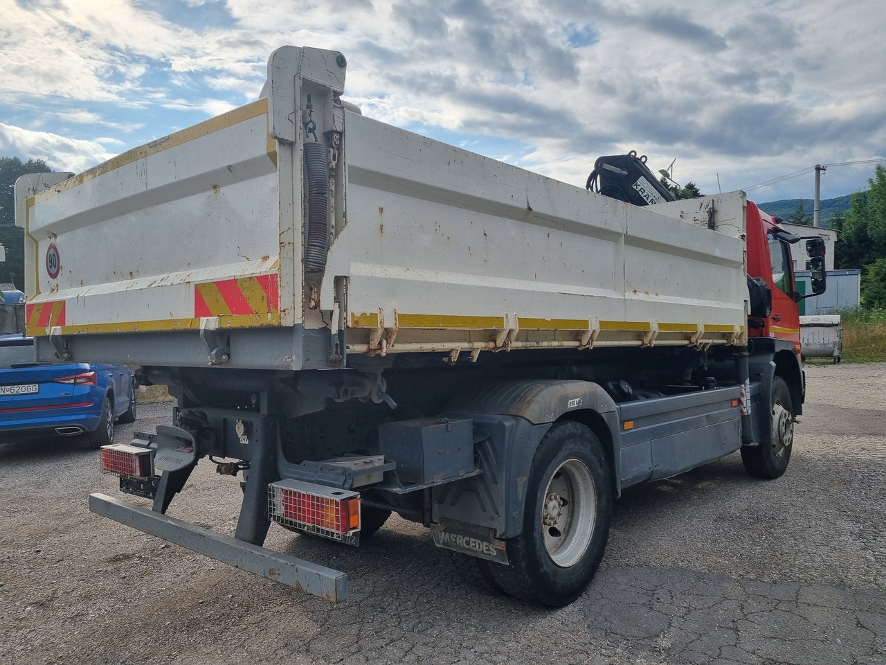 MERCEDES-BENZ ATEGO 1323 4x4 tipper + crane HIAB 095 - Самоскид вантажівка, Вантажівка з маніпулятором: фото 4 MERCEDES-BENZ ATEGO 1323 4x4 tipper + crane HIAB 095 - Самоскид вантажівка, Вантажівка з маніпулятором: фото 4