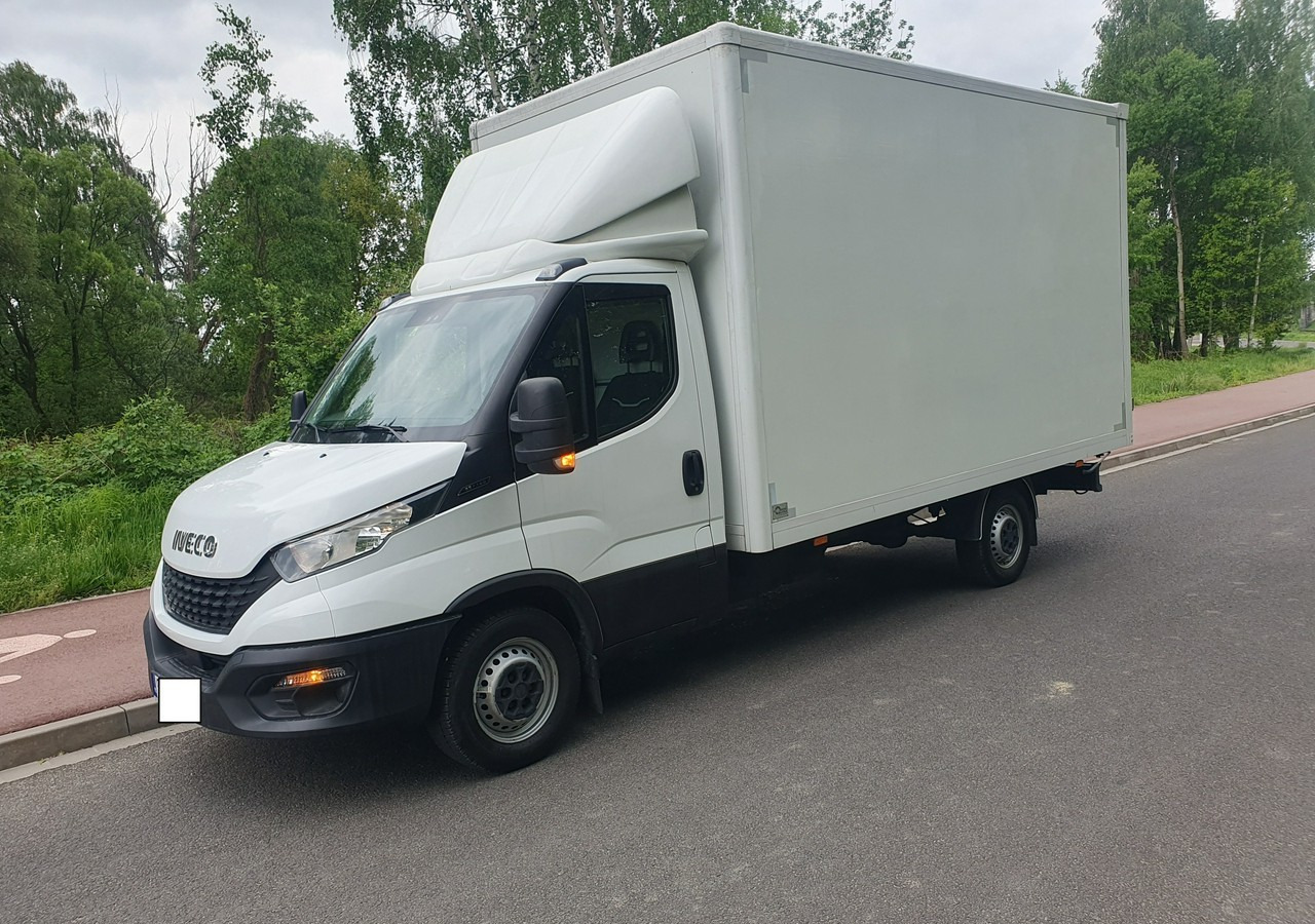 Iveco 35 Daily 35S15 - Фургон з закритим кузовом: фото 1 Iveco 35 Daily 35S15 - Фургон з закритим кузовом: фото 1