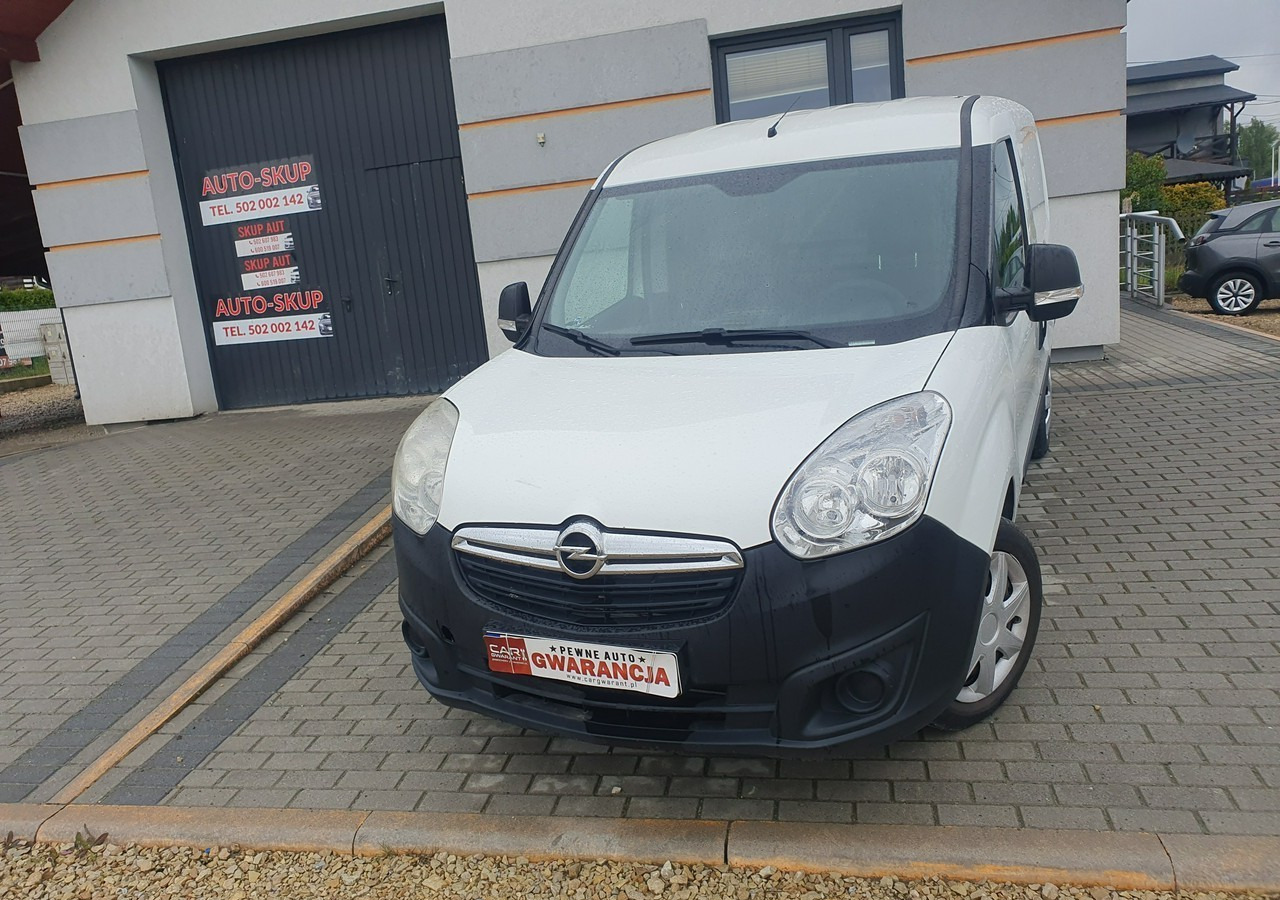 Opel Combo Opel Combo 1.4 Benzyna Polski Salon - Суцільнометалевий фургон: фото 2 Opel Combo Opel Combo 1.4 Benzyna Polski Salon - Суцільнометалевий фургон: фото 2