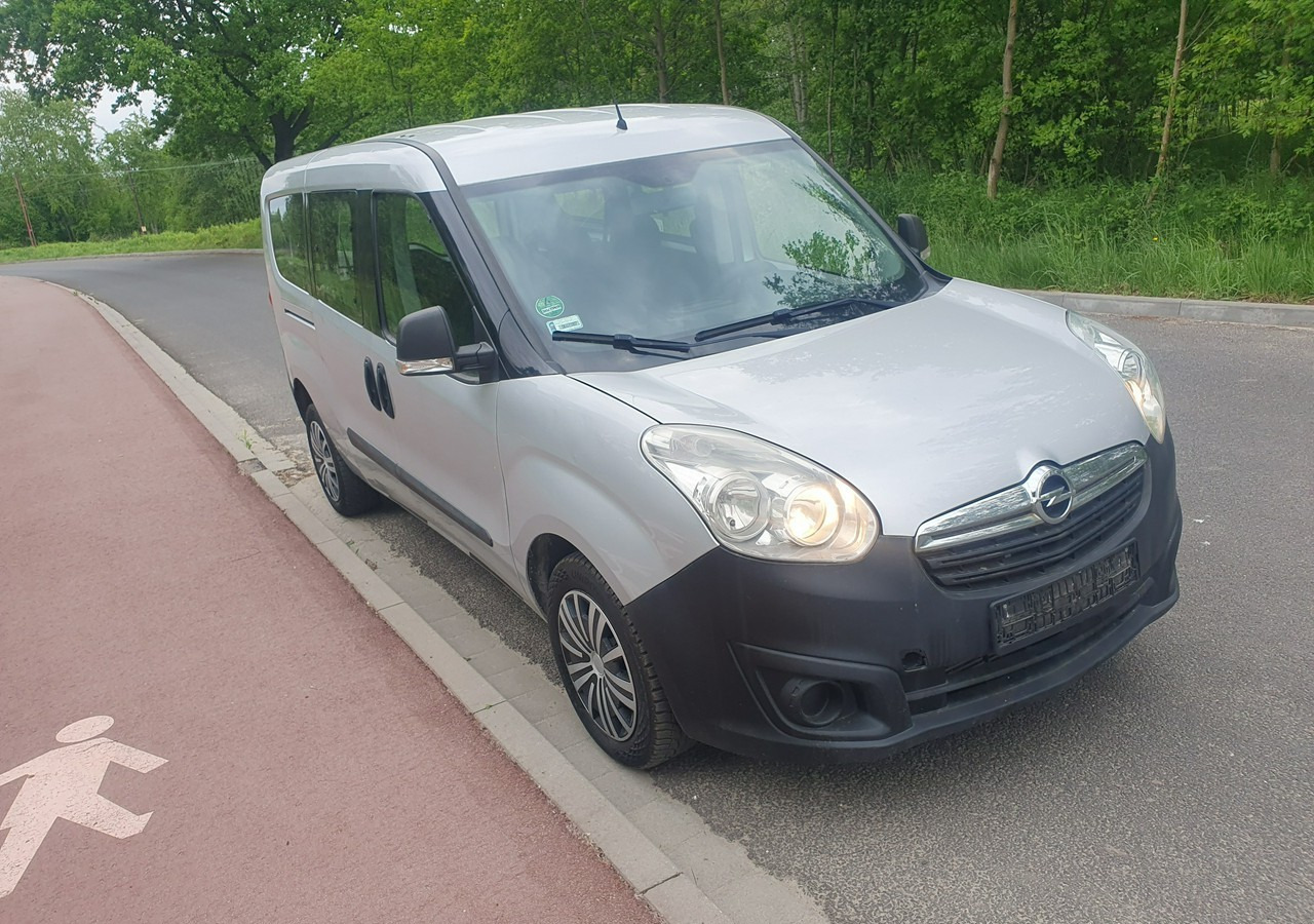 Opel Combo long*combo *doblo* krajówka *fv vat 23%* - Вантажопасажирський фургон: фото 3 Opel Combo long*combo *doblo* krajówka *fv vat 23%* - Вантажопасажирський фургон: фото 3