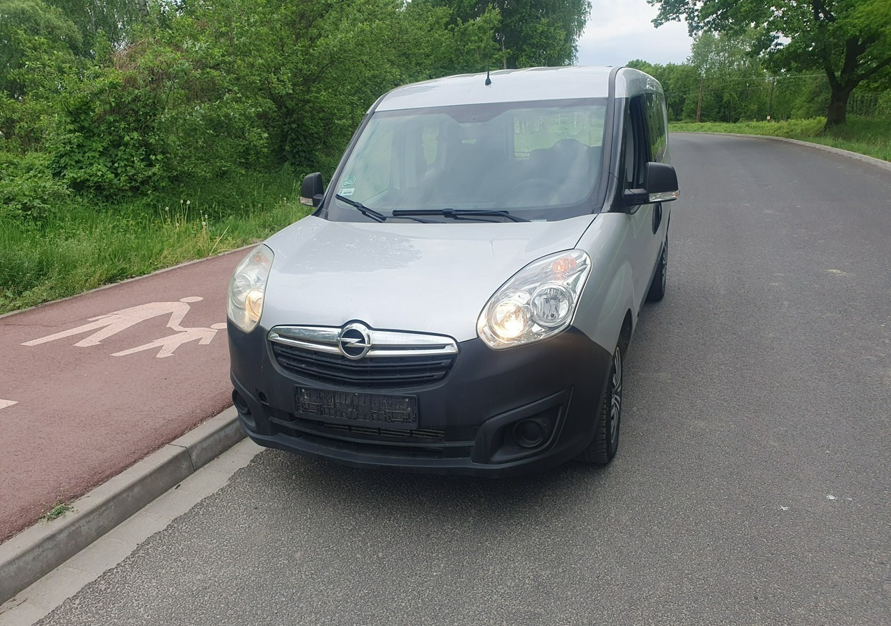 Opel Combo long*combo *doblo* krajówka *fv vat 23%* - Вантажопасажирський фургон: фото 2 Opel Combo long*combo *doblo* krajówka *fv vat 23%* - Вантажопасажирський фургон: фото 2