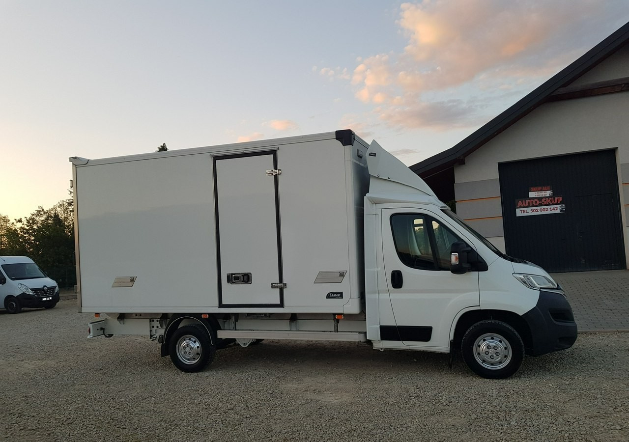Peugeot Boxer Kontener * izoterma *salon Polska* jeden właściciel * - Фургон-рефрижератор: фото 4 Peugeot Boxer Kontener * izoterma *salon Polska* jeden właściciel * - Фургон-рефрижератор: фото 4